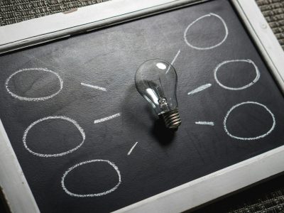 El Arte de Acompañar: Herramientas de validación y límites en el TLP [Escuela de familias – Convocatoria Marzo 2026]